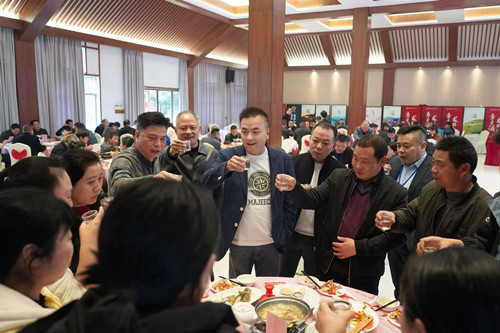 携手并肩 共创新篇｜2026年章贡酒业洞藏原浆客户答谢会圆满落幕